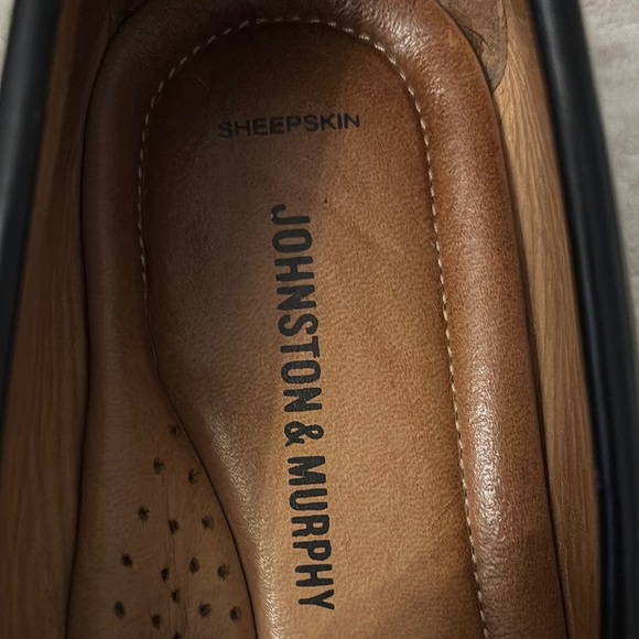 Johnston & Murphy Men’s Black Leather Tassel Loafers - Picture 3 of 8